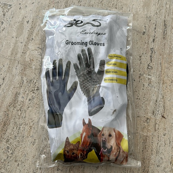 PET GROOMING GLOVES Dogs, cats, short/long fur or other pets ONE SIZE FITS MOST - Picture 1 of 11